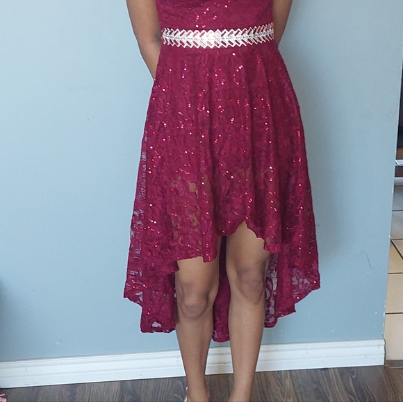 Dresses - Picture 6 of 6